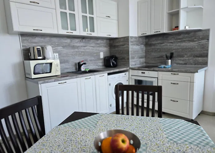 Primavera Atlantis Apartament Burgas City