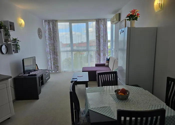 Апартамент Primavera Atlantis