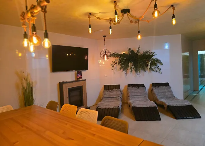 Primavera Atlantis Апартамент Бургас