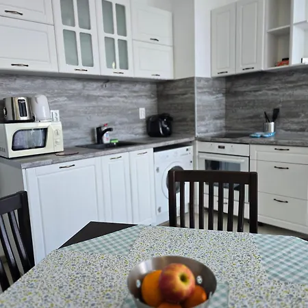 Primavera Atlantis Apartment Burgas