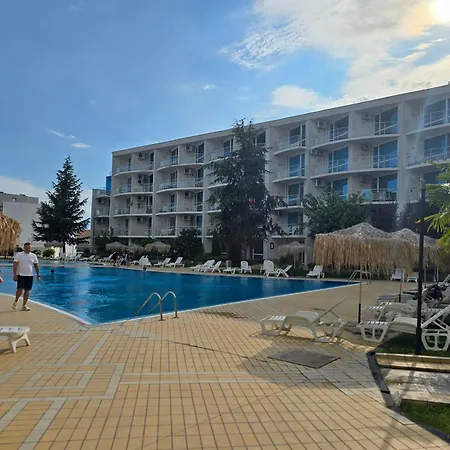 Primavera Atlantis Apartment *